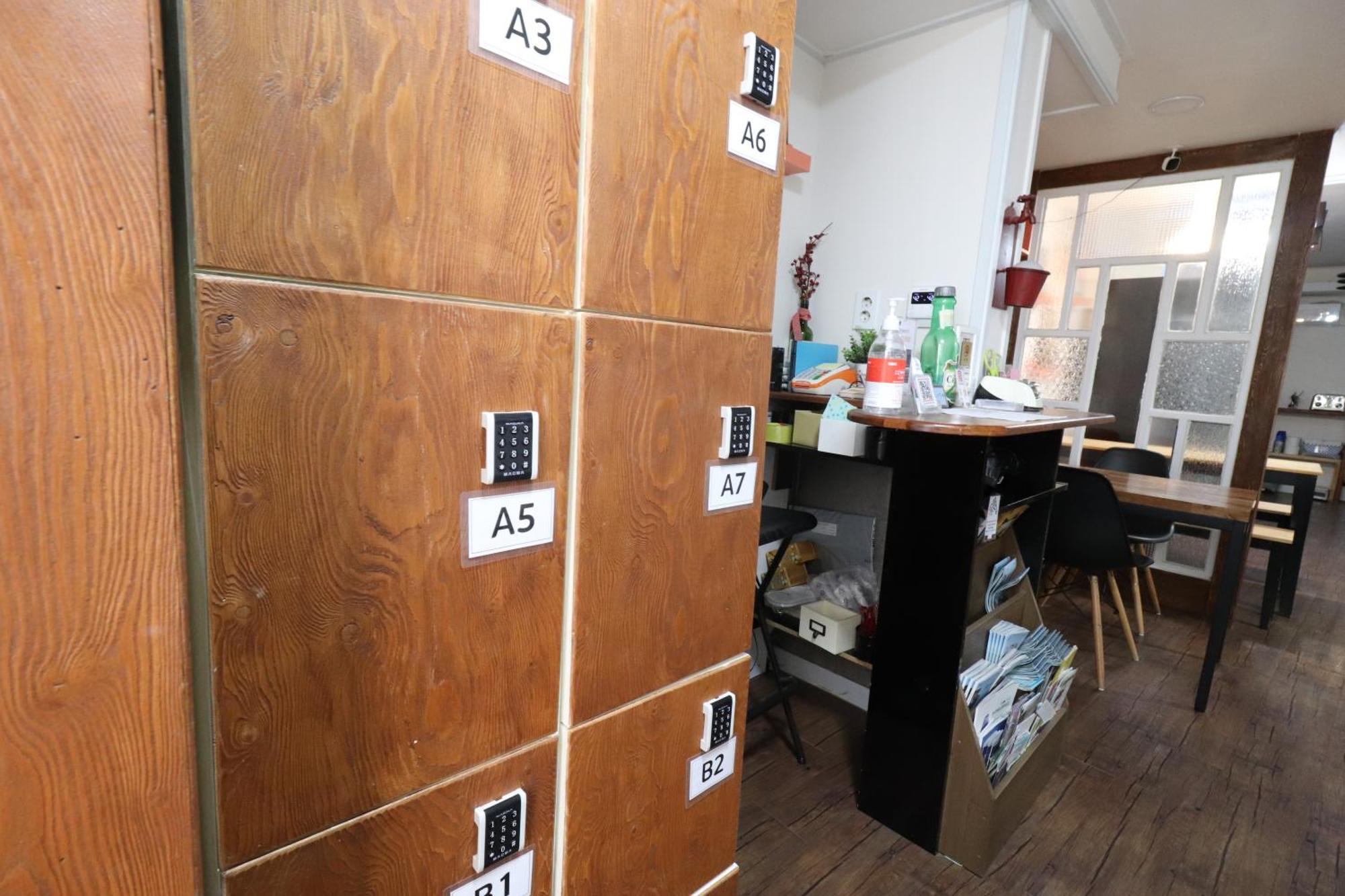 Just4U Guesthouse โซล ภายนอก รูปภาพ