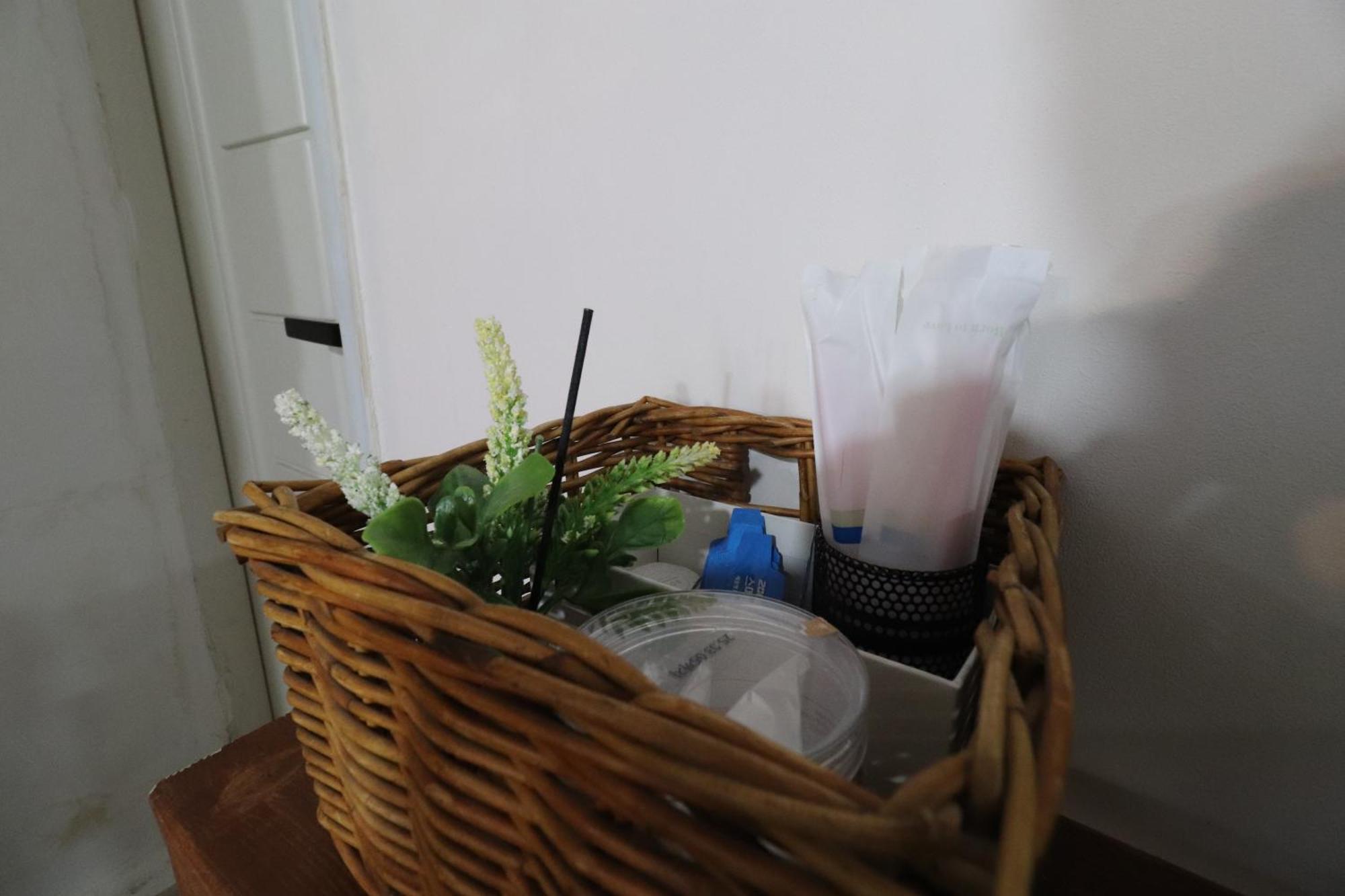Just4U Guesthouse โซล ภายนอก รูปภาพ