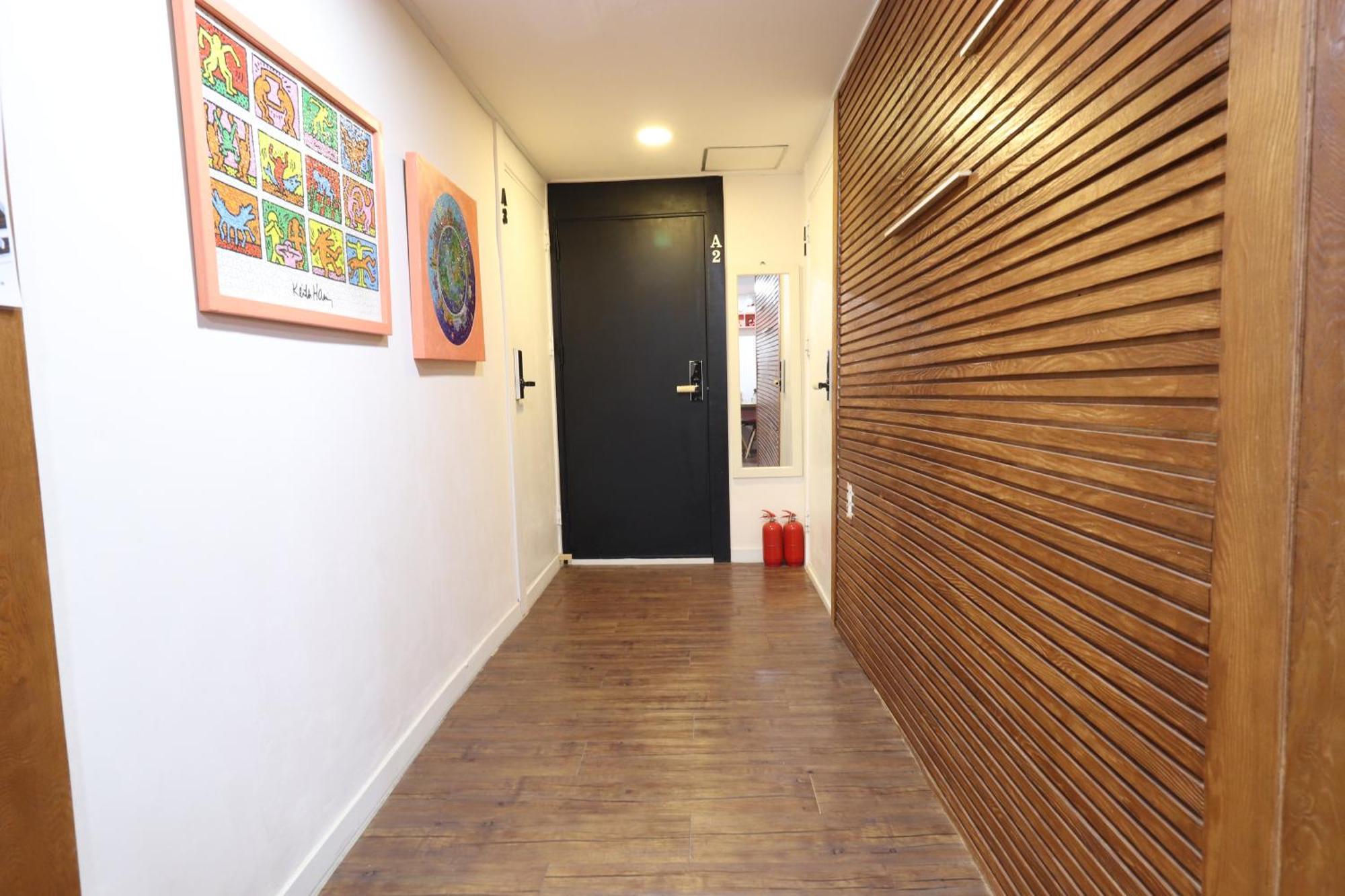 Just4U Guesthouse โซล ภายนอก รูปภาพ