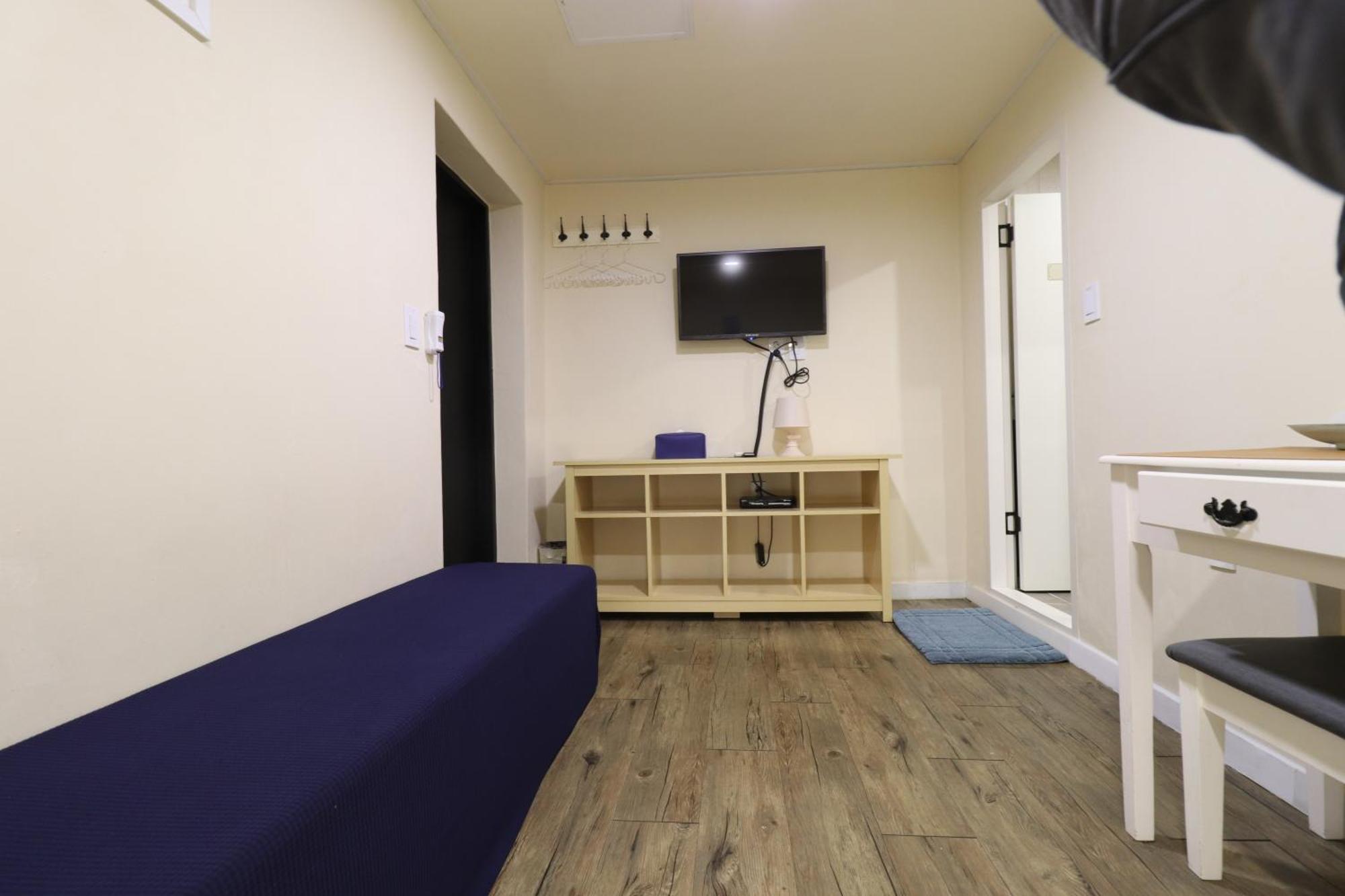 Just4U Guesthouse โซล ภายนอก รูปภาพ