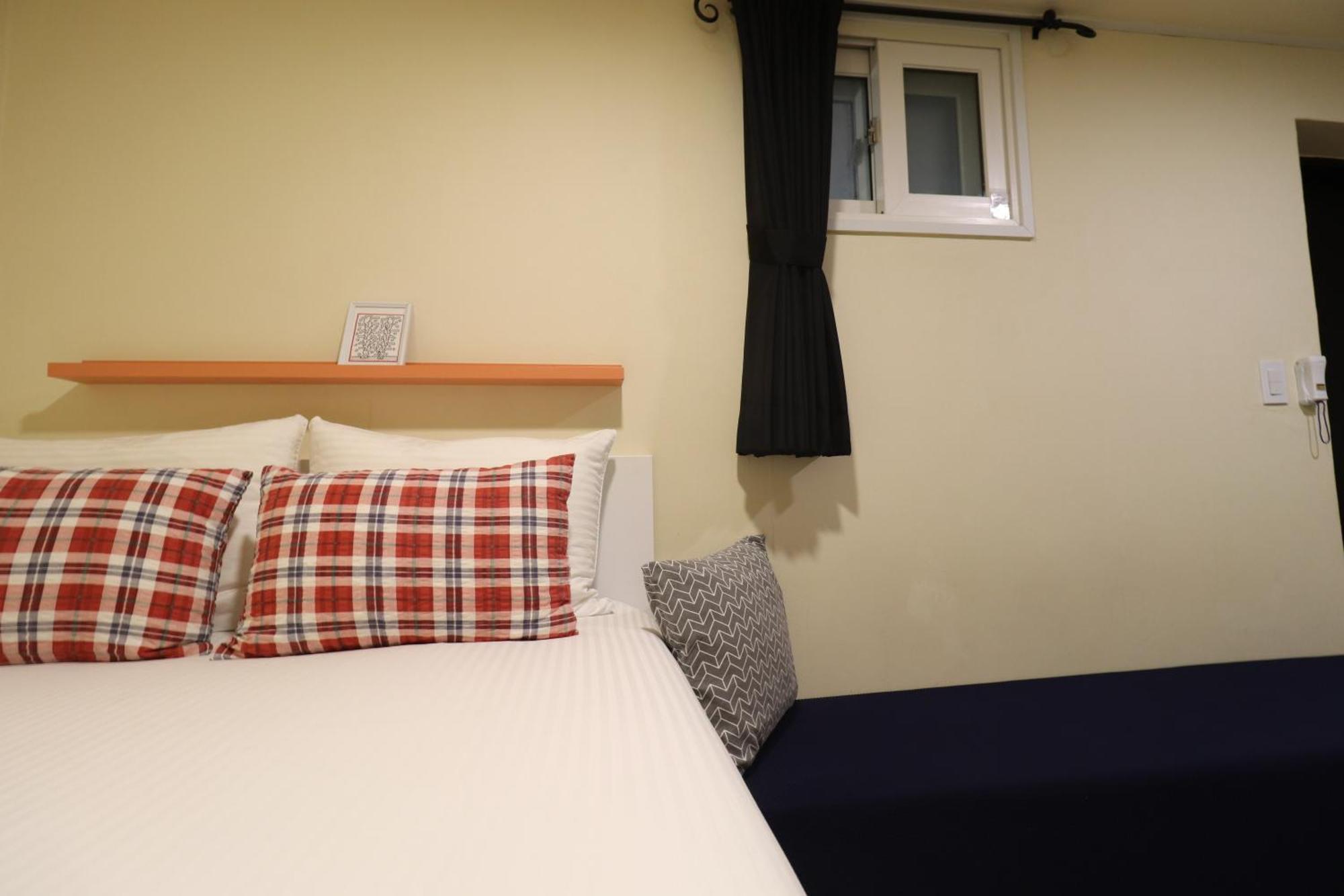 Just4U Guesthouse โซล ภายนอก รูปภาพ