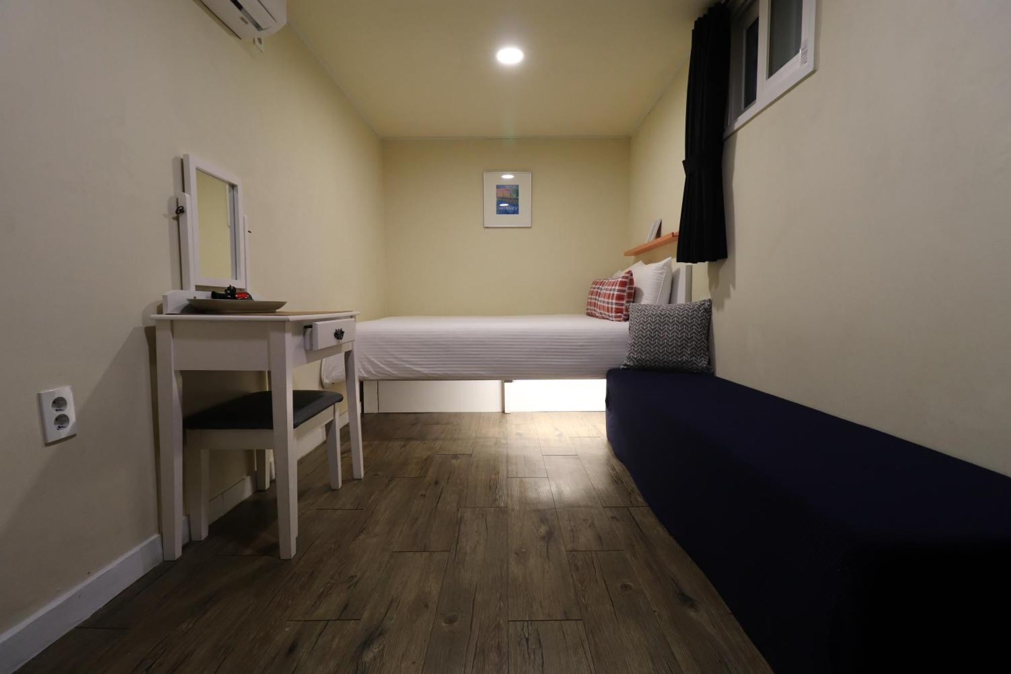 Just4U Guesthouse โซล ภายนอก รูปภาพ